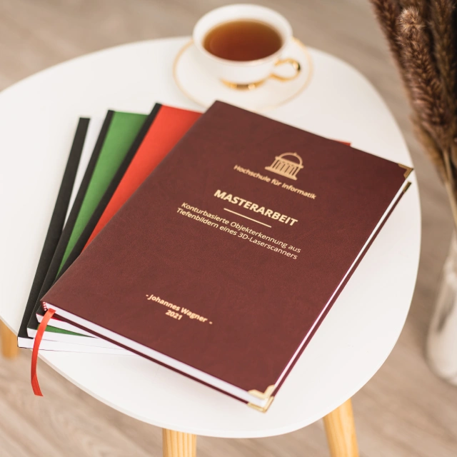 Hardcover und Softcover in verschiedenen Farben